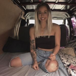 Meet your Posher, Laurence